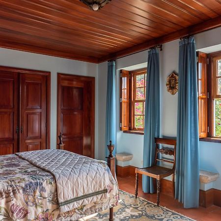 Affittacamere Quinta De Mouraes Casa Dos Rododendros Lever Esterno foto