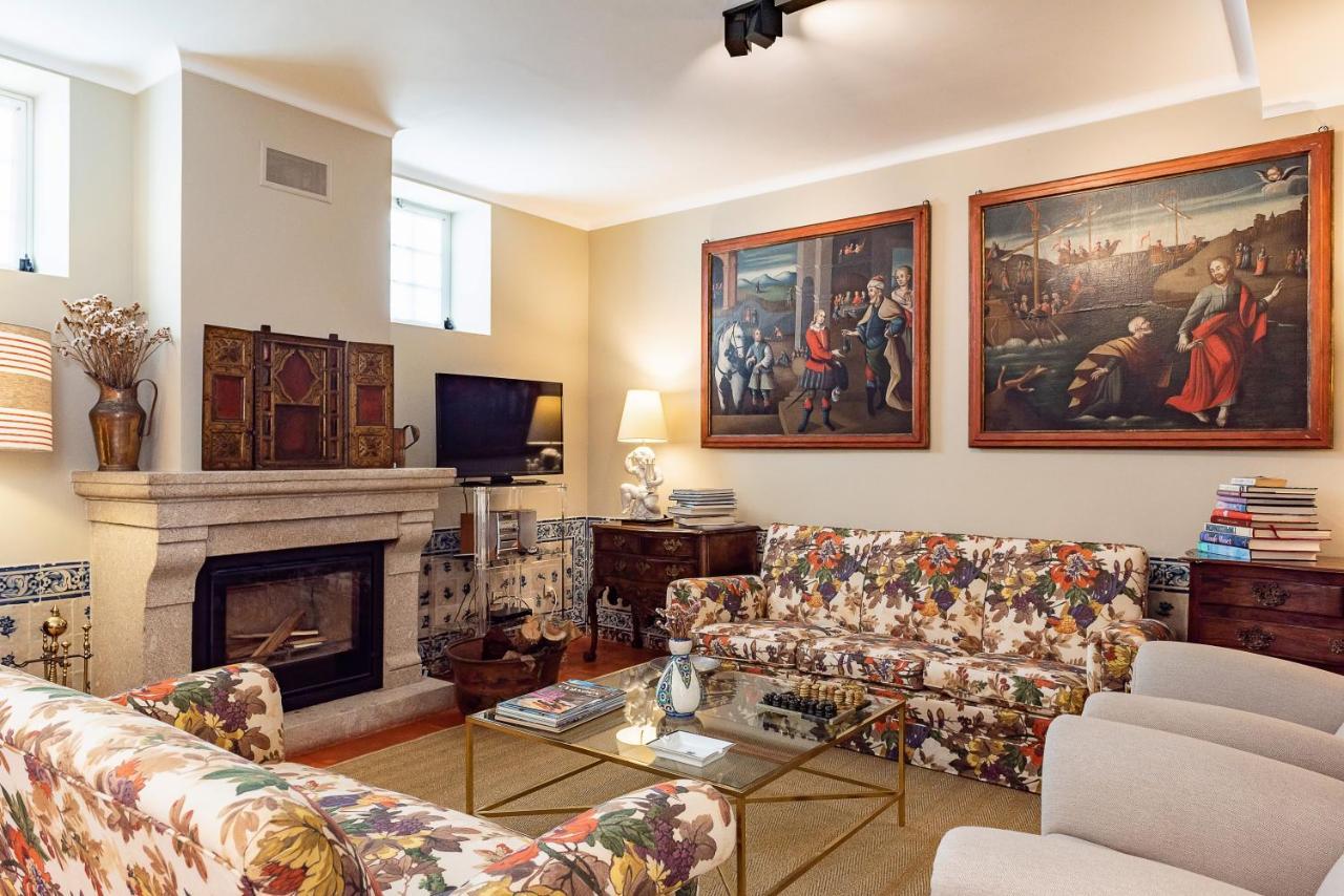 Affittacamere Quinta De Mouraes Casa Dos Rododendros Lever Esterno foto