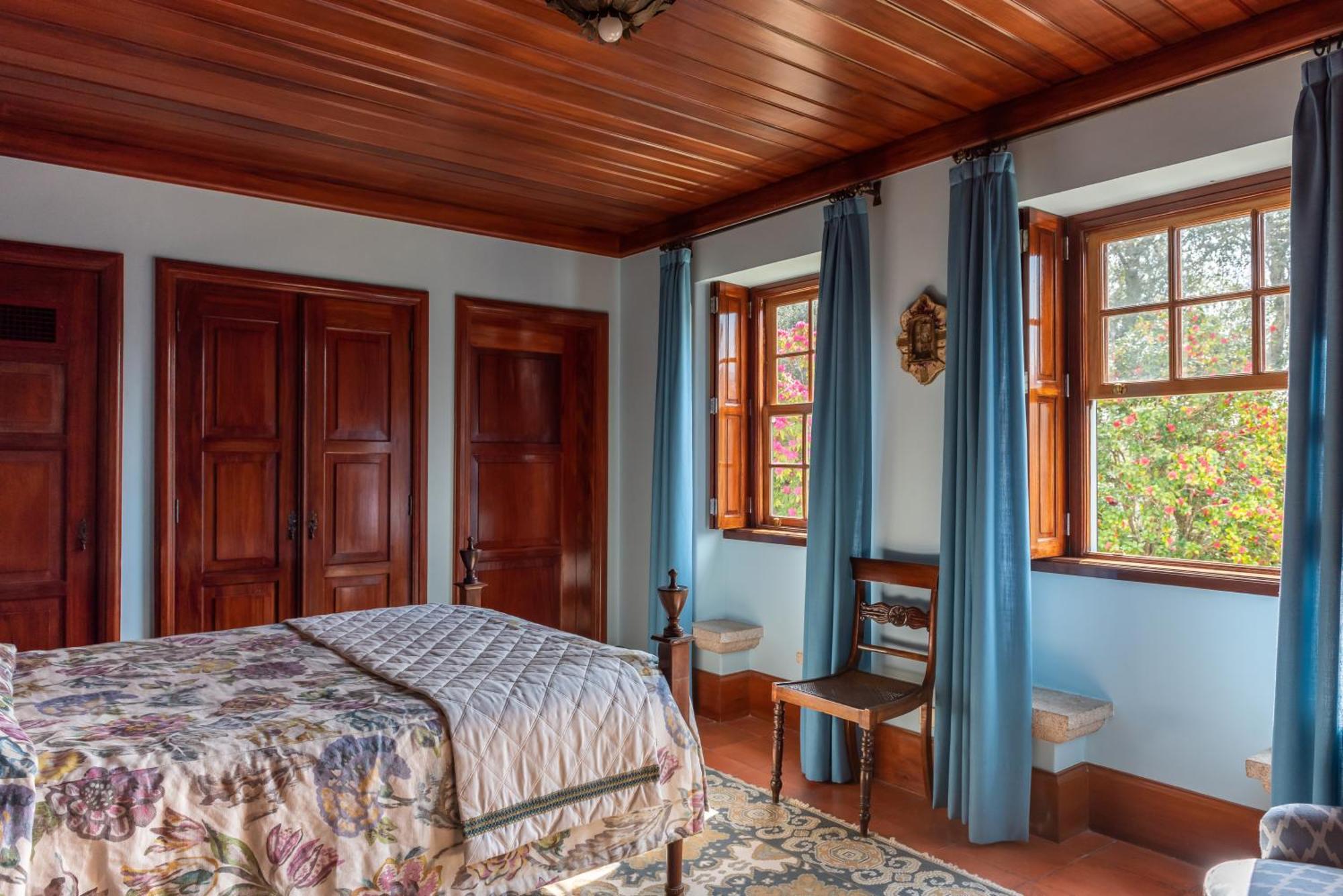 Affittacamere Quinta De Mouraes Casa Dos Rododendros Lever Esterno foto