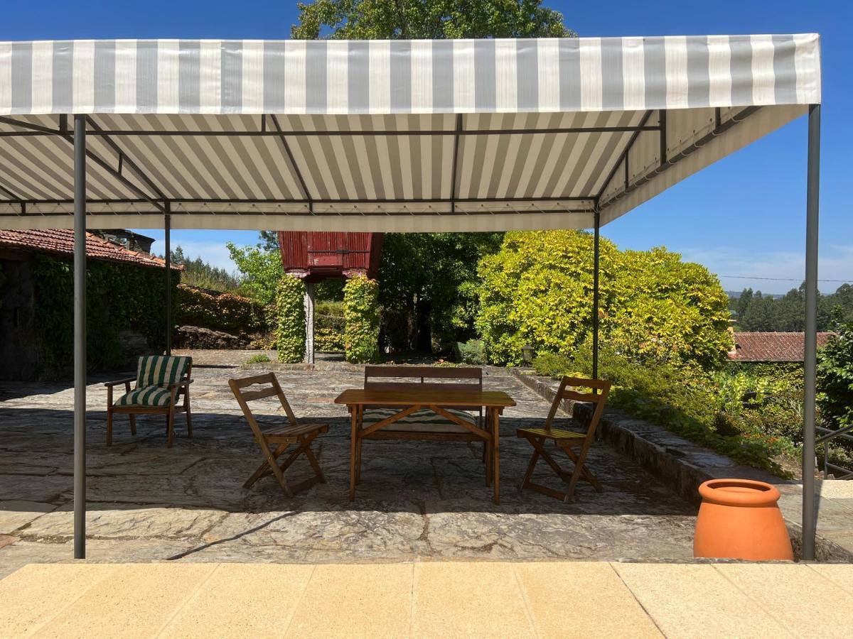 Affittacamere Quinta De Mouraes Casa Dos Rododendros Lever Esterno foto