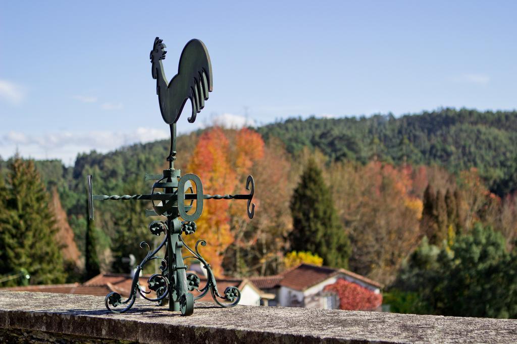 Affittacamere Quinta De Mouraes Casa Dos Rododendros Lever Esterno foto